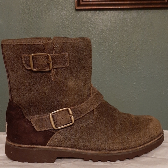 UGG boots - Picture 3 of 10